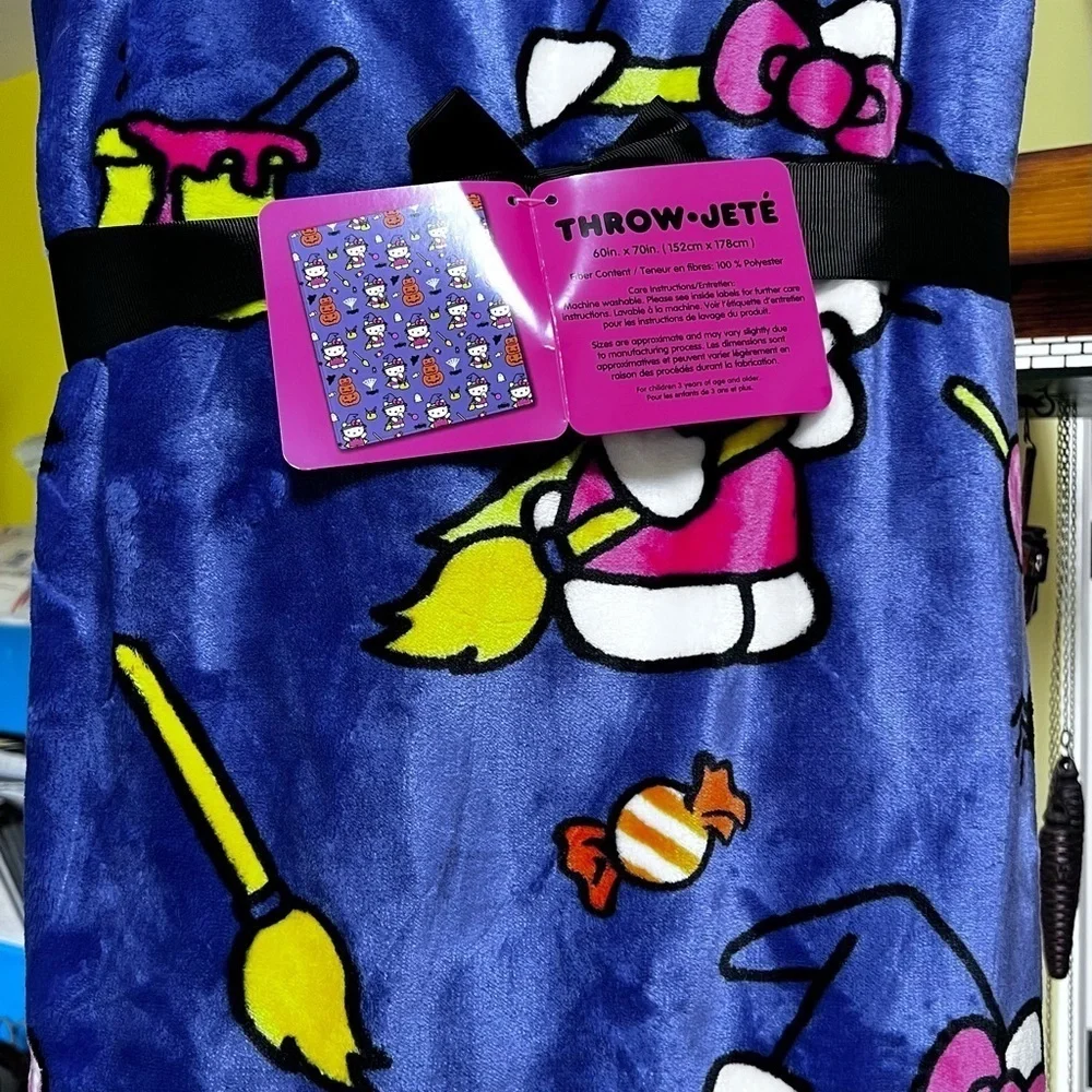 New Hello Kitty Halloween Witch Spiders Purple 60